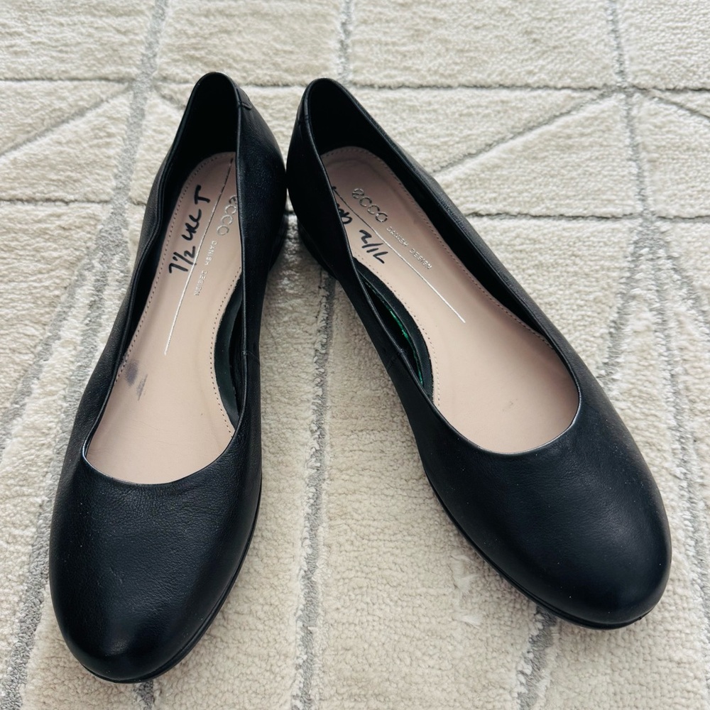 Ecco leather ballerina flats